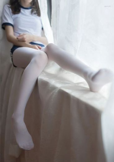 美丽的姑娘在线播放完整版