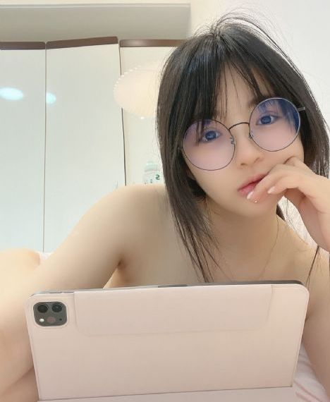韩剧《火花》